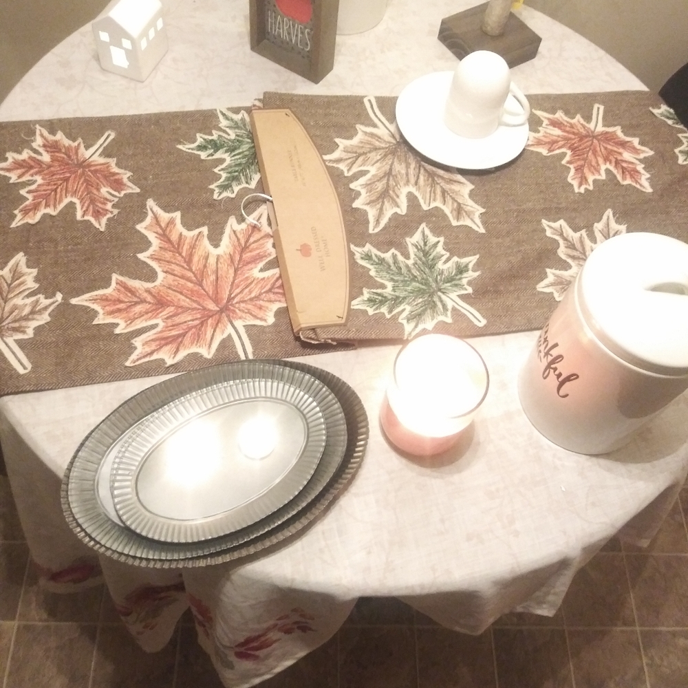 Table runner - Picture 2 of 4